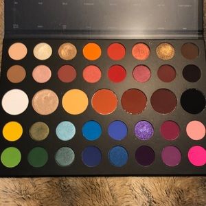 Morphe palette